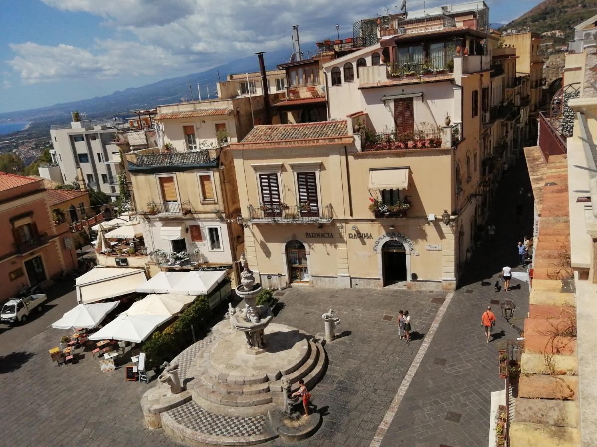 Aly Art Apartment Taormina Duomo, Gulf & Etna View 外观 照片