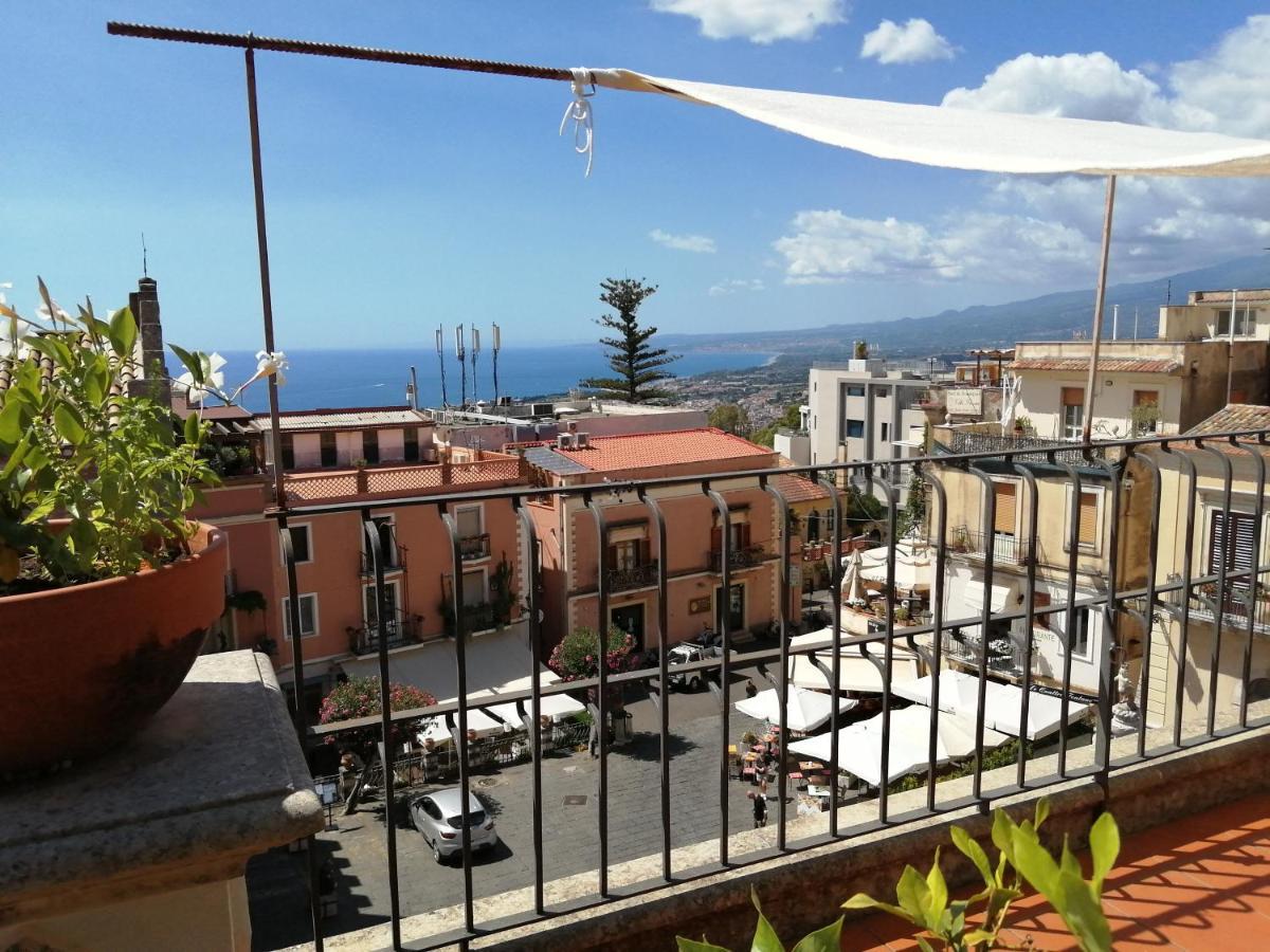 Aly Art Apartment Taormina Duomo, Gulf & Etna View 外观 照片