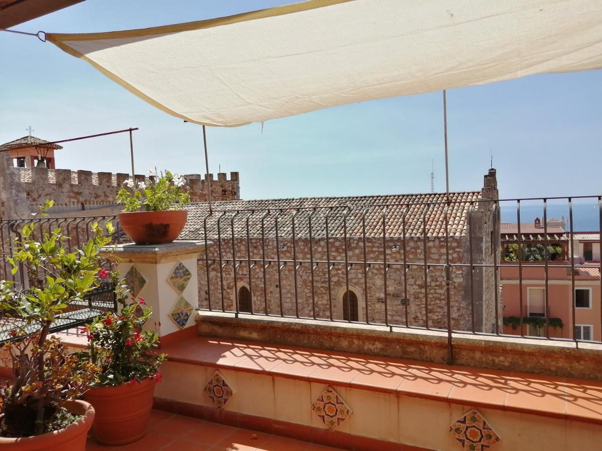 Aly Art Apartment Taormina Duomo, Gulf & Etna View 外观 照片