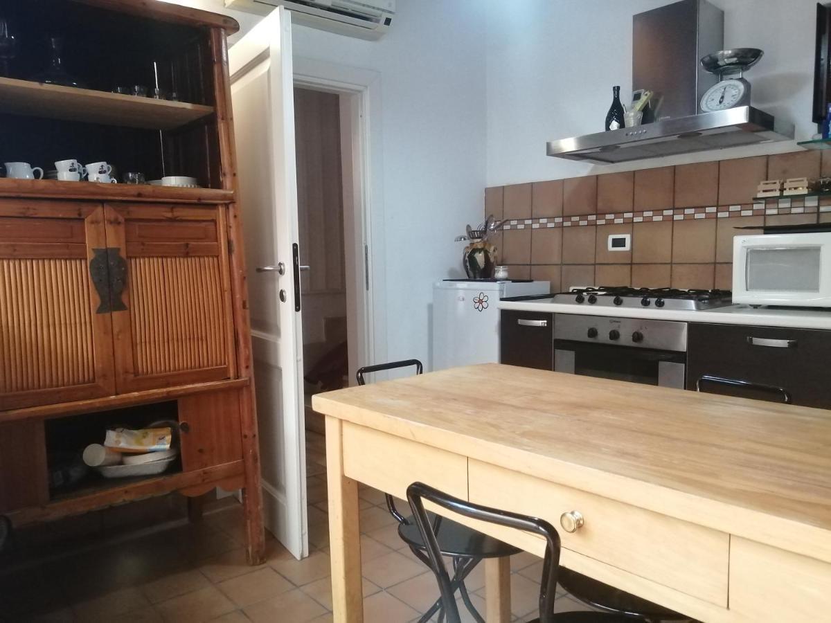 Aly Art Apartment Taormina Duomo, Gulf & Etna View 外观 照片