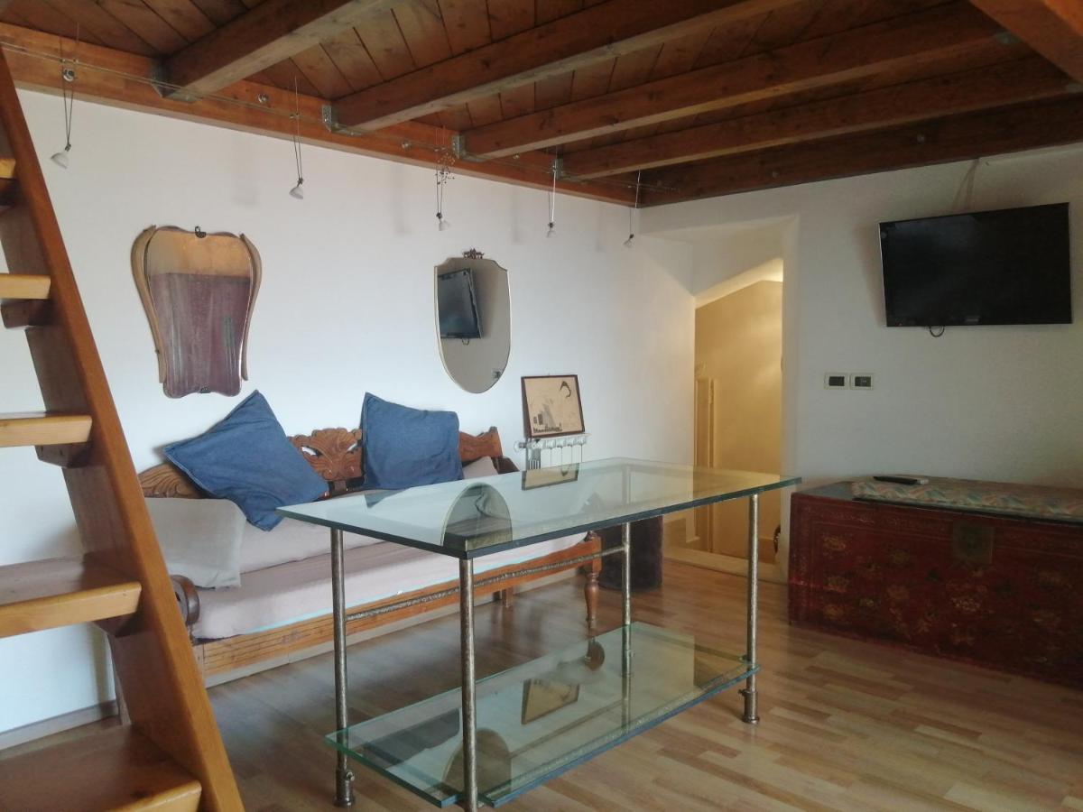 Aly Art Apartment Taormina Duomo, Gulf & Etna View 外观 照片