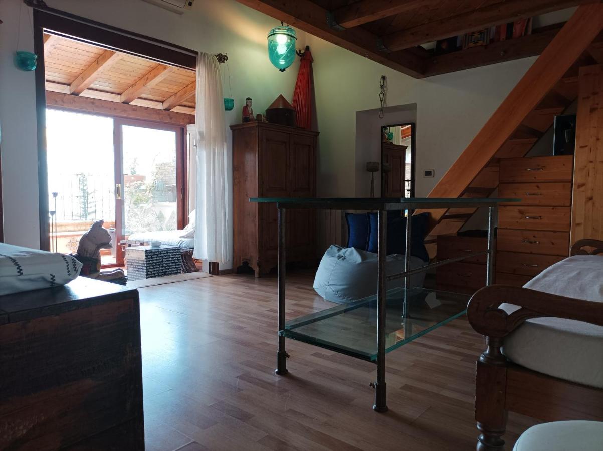 Aly Art Apartment Taormina Duomo, Gulf & Etna View 外观 照片