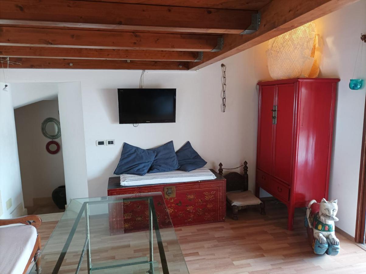 Aly Art Apartment Taormina Duomo, Gulf & Etna View 外观 照片