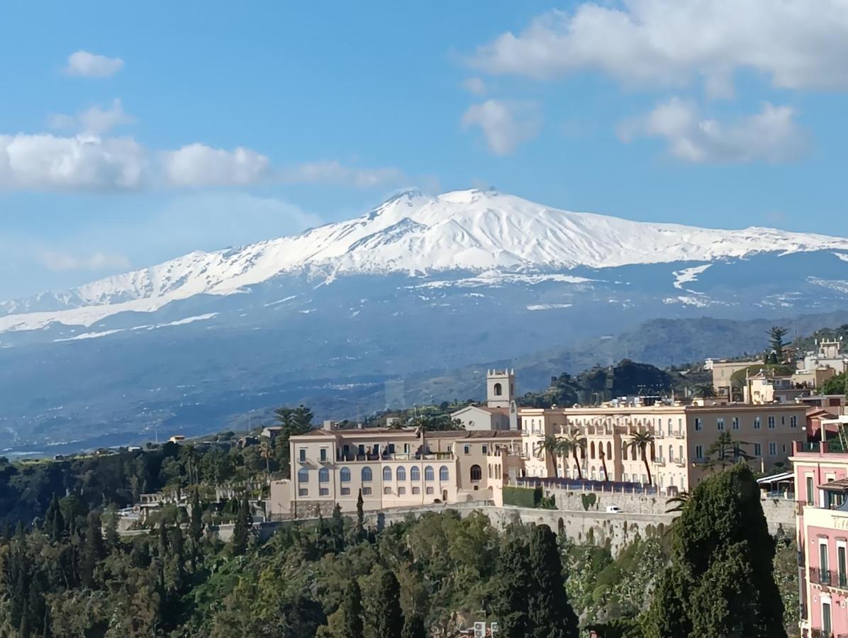 Aly Art Apartment Taormina Duomo, Gulf & Etna View 外观 照片